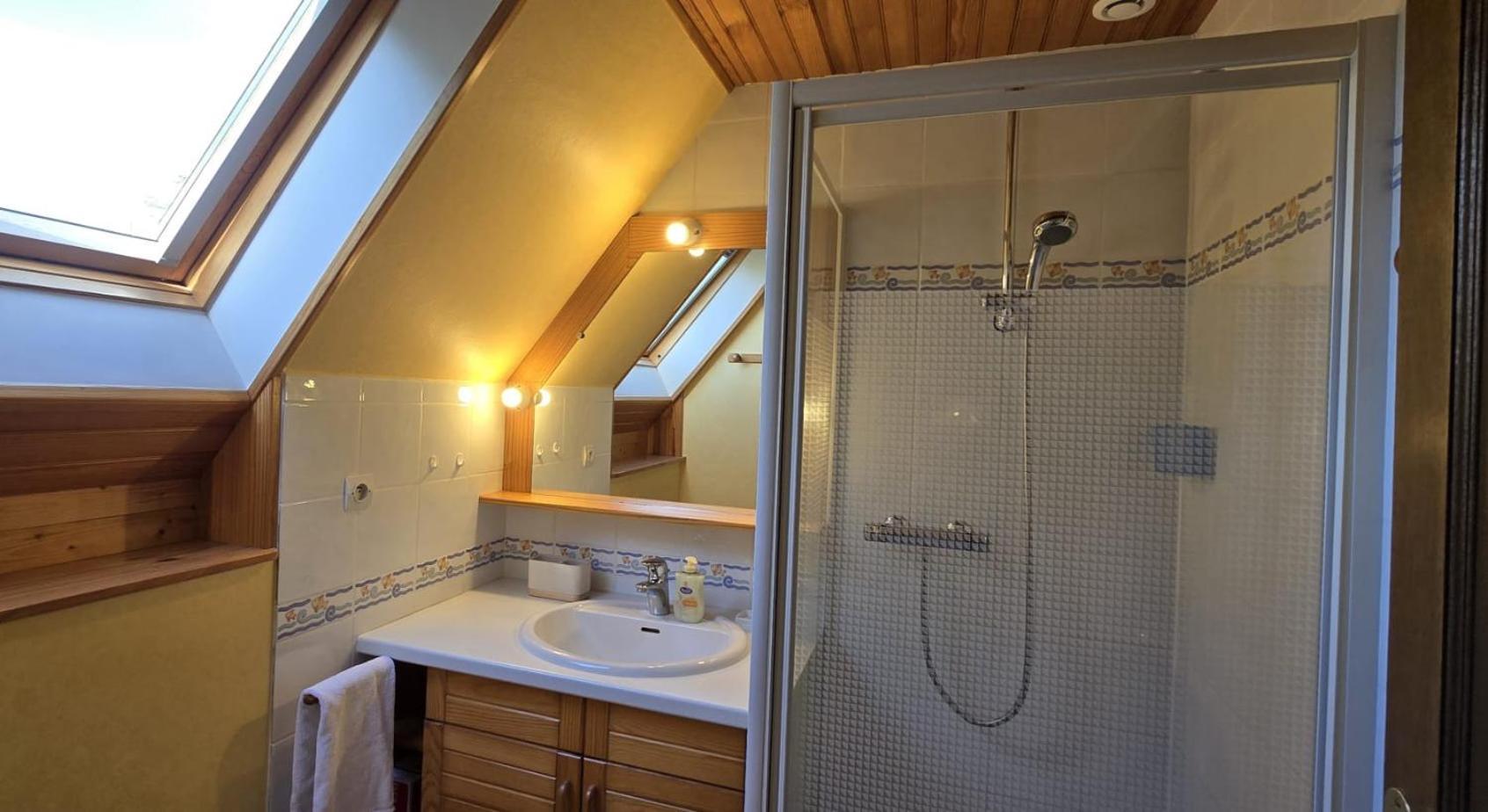 Maison Vue Mer Crozon - Jacuzzi - Sauna エクステリア 写真